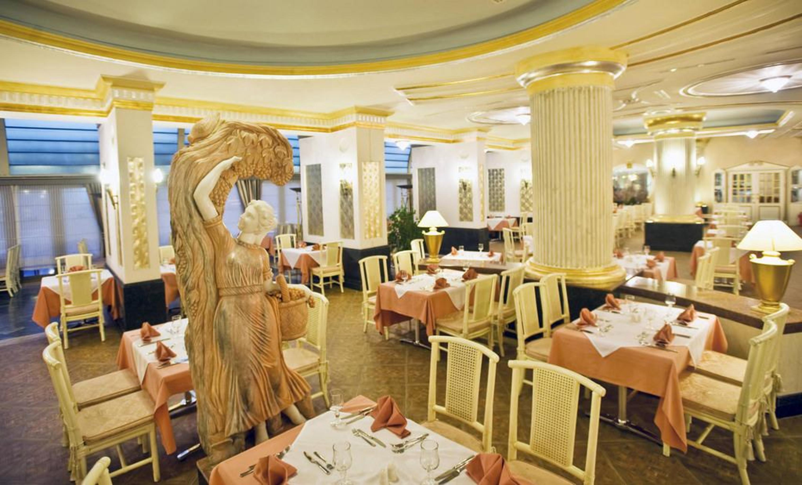Sunrise Queen Luxury Hotel Side Exterior photo